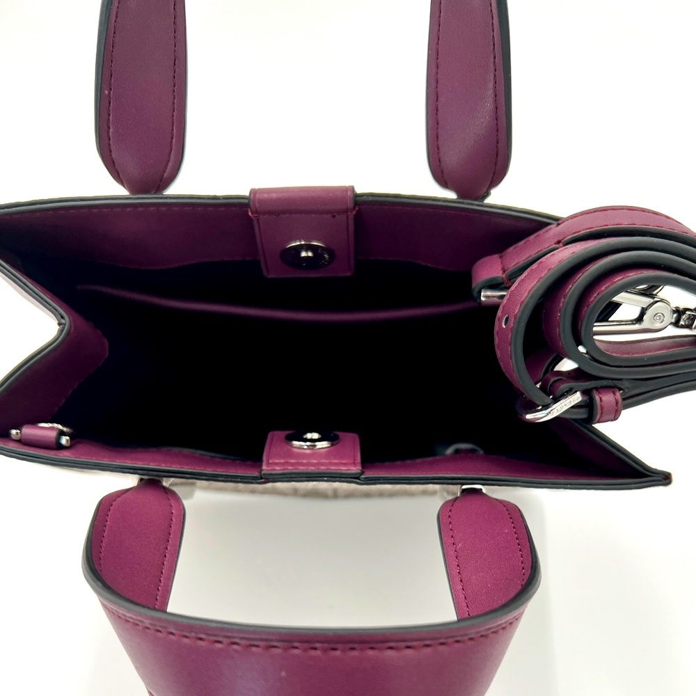 CALVIN KLEIN - Audrey Crossbody Bag - Picture 9 of 11
